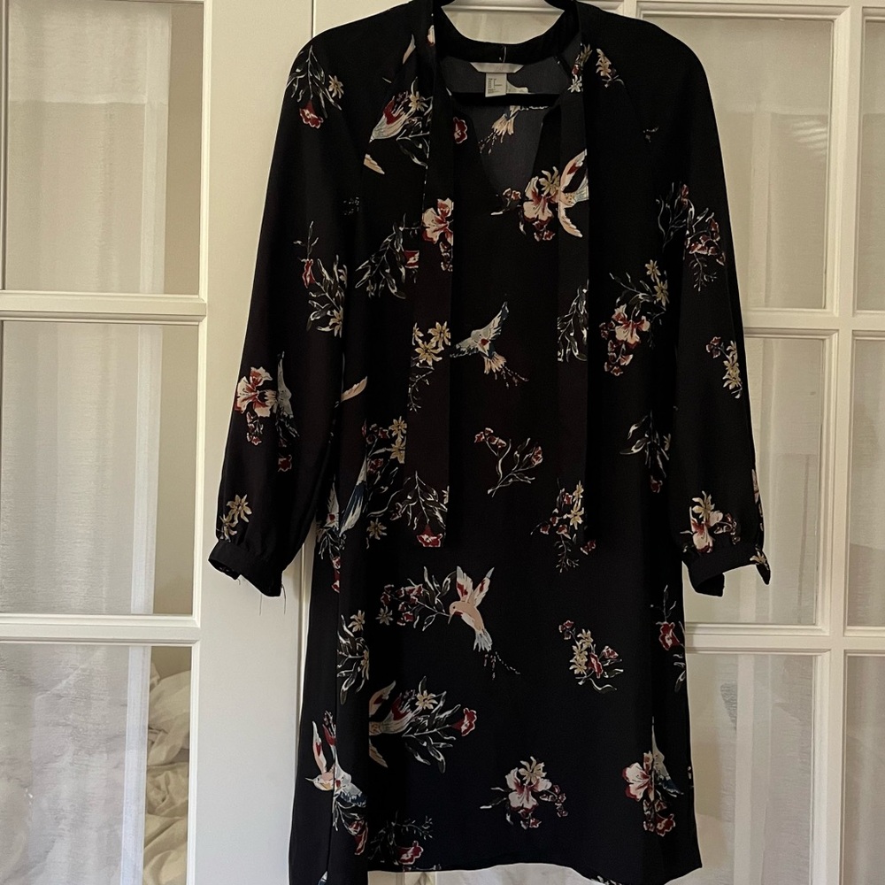 Long sleeve mini dress with hummingbirds